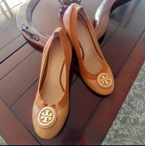 New authentic Tory Burch wedge heels sz 8